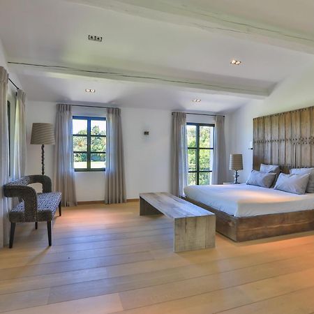 Vyylla Private Resort Сен-Тропе Номер фото
